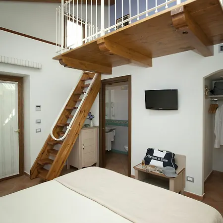 Angiolina Relais Affittacamere 2*