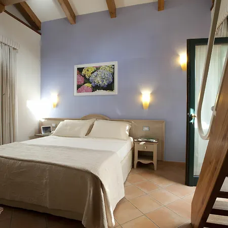 Affittacamere Angiolina Relais 2*